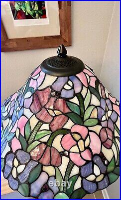 Stained Glass Tiffany Style Lamp, Art Nouveau, Art Deco, MCM, 2 Light Chain Pull