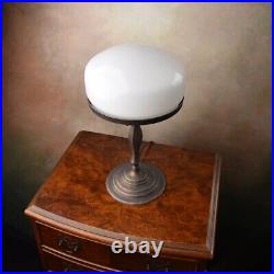 Table Lamp in Art Deco Style White