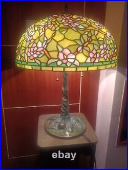 Tiffany bronze Lamp