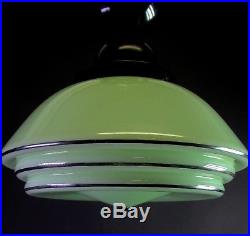Tolle ART DECO Deckenlampe MITHRAS grünes Glas mit schwarzer Fassung