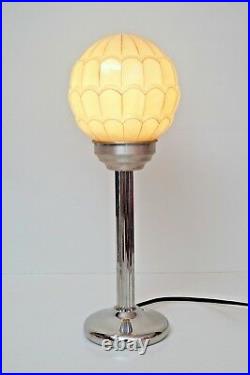 Unikate Art Deco Bauhaus Tischlampe Chrom Lampe Déco antikes Opalglas