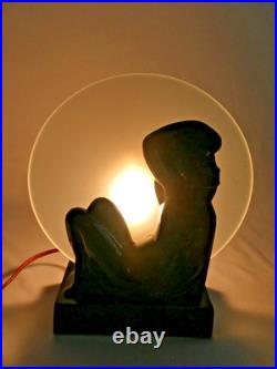 VTG 1986 Sarsaparilla NJ Art Deco Black Metal Nude Woman Lamp with Glass Moon