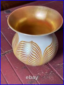 VTG Art Deco. Signed Steuben Gold Aurene & Opal Pulled Feather Glass Shade
