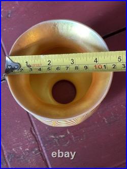 VTG Art Deco. Signed Steuben Gold Aurene & Opal Pulled Feather Glass Shade