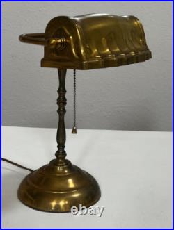 Vintage Art Deco Brass Bankers Desk Lamp Scalloped Shade