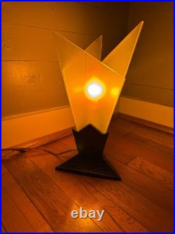 Vintage Art Deco Gothic Style Table Lamp Sharp Glass Aggressive Metal Luxury