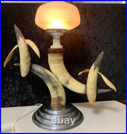 Vintage/Art Deco Horn ScrimshawithCarved Table Lamp, Leaping Penguins RARE