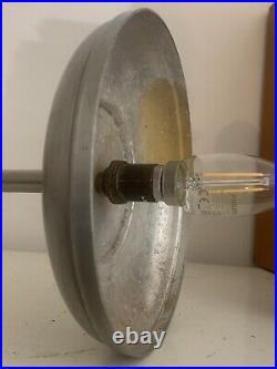 Vintage Art Deco Modernist Lamp