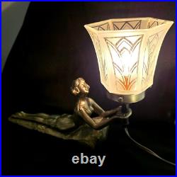 Vintage Chandler Boudoir Lamp Art Deco Figural Lady Woman Glass Light Shade 30s