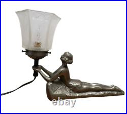 Vintage Chandler Boudoir Lamp Art Deco Figural Lady Woman Glass Light Shade 30s