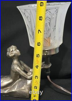 Vintage Chandler Boudoir Lamp Art Deco Figural Lady Woman Glass Light Shade 30s