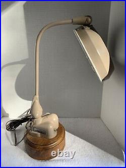 Vintage Coe-Bilt Art Specialty Chicago Art Deco Magnifying Table Desk Lamp Works