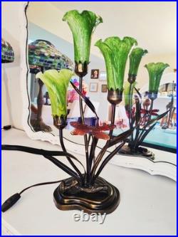 Vintage Dale Tiffany Style Table Lamp Glass Green Tulips Red Dragonfly Brass 21