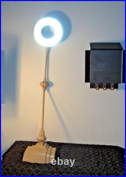 Vintage MCM Deco Articulating Magnifying Desk Lamp Beige Art Specialty Flexo