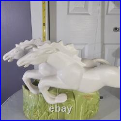Vintage Mid-Century Art Deco ROYAL-HAEGER Double Stallion Horse TV Accent Lamp