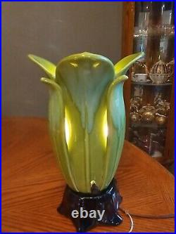 Vintage Royal Haeger 1950's Petal Art Deco Green Honey Glaze TV Lamp With Tags