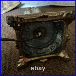 Vintage St. Clair Art Glass White Trumpet Flower Paperweight Lamp Working