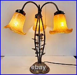 Vintage Tiffany Tulip Ruffled Three Shade Table Lamp 20 Inch Inline Switch