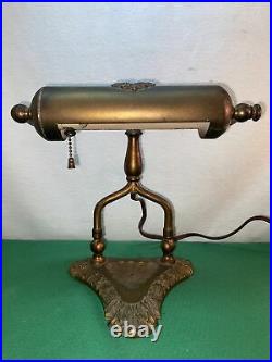 Vtg 1940s Brass ART DECO STYLE Floral Piano Bankers Student Office Desk Lamp