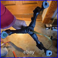 Vtg Art Deco Claw Footed Cast Iron accent lamp