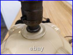 Vtg. Art deco cream/beige colored glass ribbed panel lamp